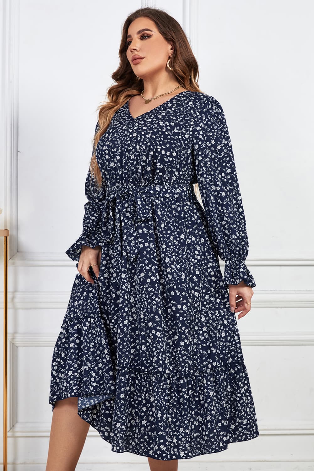 Plus Size Floral Print V-Neck Flounce Sleeve Midi Dress