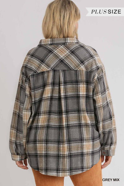 Junior Plaid Collar Button Down Overshirt with Front Pockets