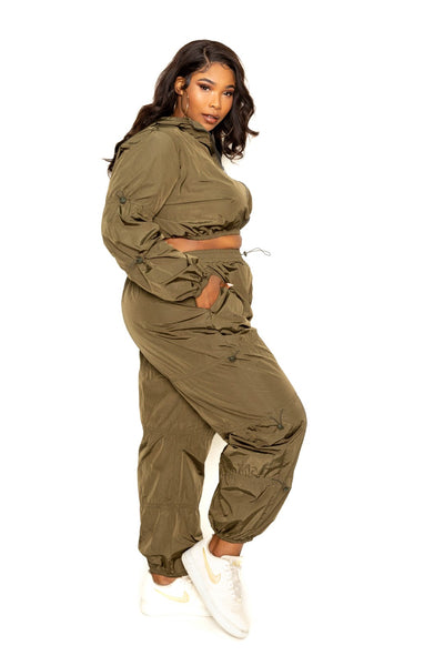 Active Zip Up Set with Cord Lock Detail