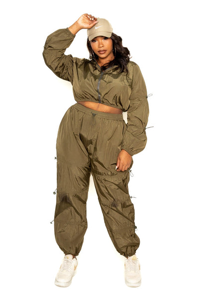 Active Zip Up Set with Cord Lock Detail